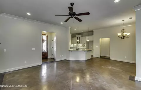 Living - 511 Willow Valley Cir, Brandon, MS 39047 photo 5 of 5