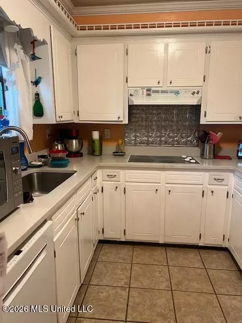 Kitchen - 511 Camelia Trl, Brandon, MS 39047 photo 1 of 1