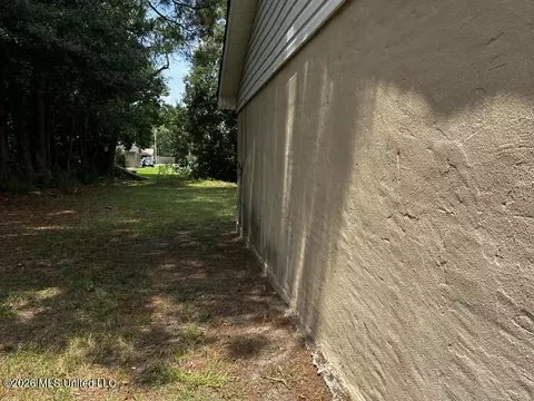 Exterior - 4118 Washington Dr, Moss Point, MS 39563 photo 1 of 3