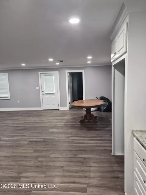 Entry Way - 1395 Oliver Dr, Forest, MS 39074 photo 1 of 2