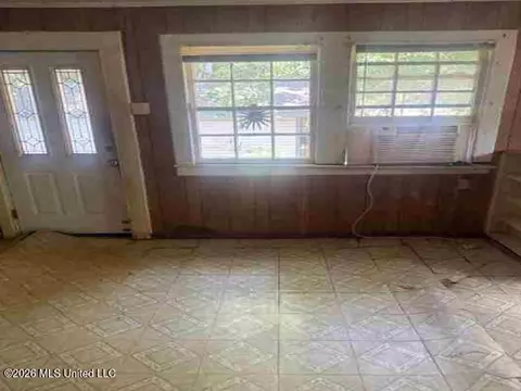 504 S 5th St, Mccomb, MS 39648 photo 6