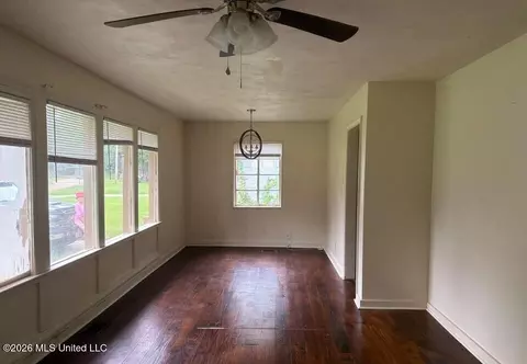 Living - 2747 Emerald Dr, Jackson, MS 39212 photo 1 of 1