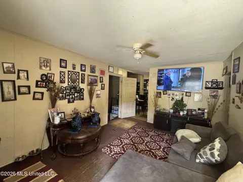 Other - 3014 Woodview Dr, Jackson, MS 39212 photo 1 of 2