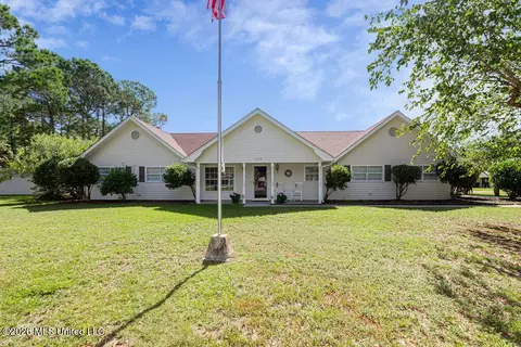 1200 Margie St, Waveland, MS 39576