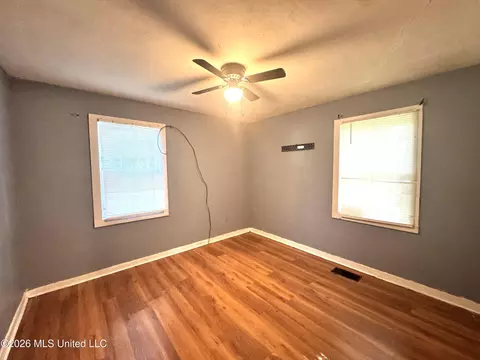 Bedroom - 3165 Oak Forest Dr, Jackson, MS 39212 photo 1 of 3