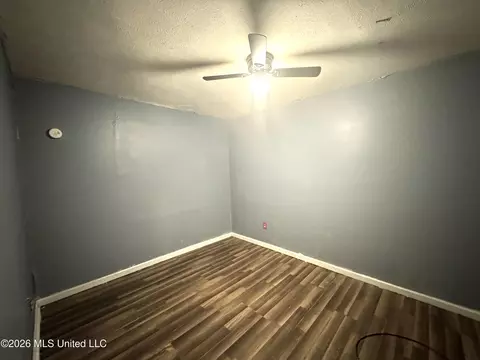 Bedroom - 3165 Oak Forest Dr, Jackson, MS 39212 photo 2 of 3