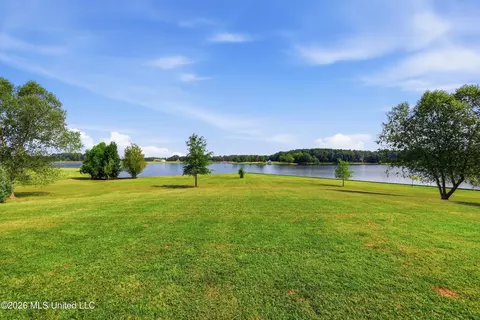 Exterior - 104 Chantry Ln, Madison, MS 39110 photo 10 of 10