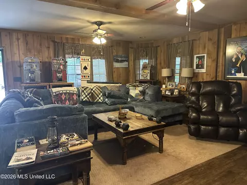 7 Jordan Rd, Natchez, MS 39120 photo 8