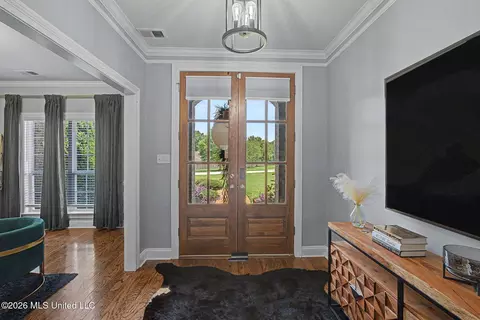 Entry Way - 6459 Carson Dr, Olive Branch, MS 38654 photo 1 of 5