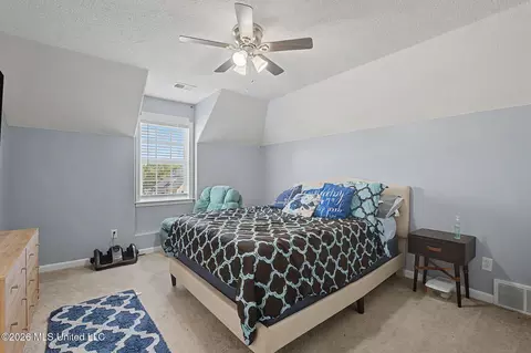 Bedroom - 6459 Carson Dr, Olive Branch, MS 38654 photo 4 of 5
