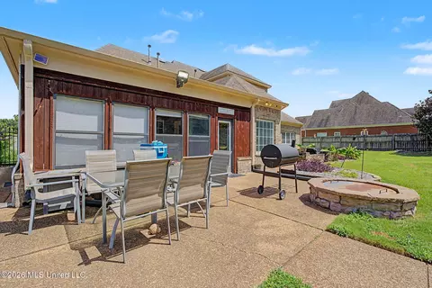 Other - 6459 Carson Dr, Olive Branch, MS 38654 photo 9 of 11