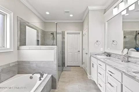Bath - 137 Hampton Rdg, Madison, MS 39110 photo 1 of 4