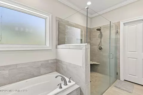 Bath - 137 Hampton Rdg, Madison, MS 39110 photo 2 of 4