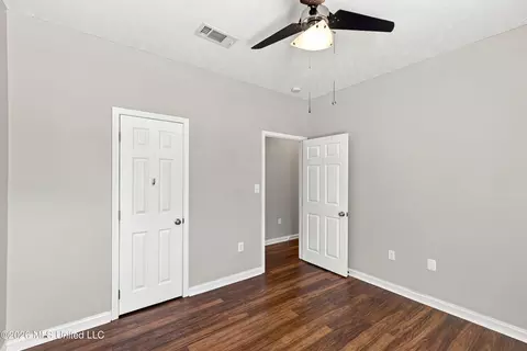 Bedroom - 102 Spring Valley Dr, Brandon, MS 39047 photo 2 of 2