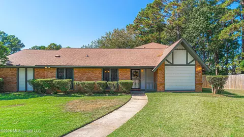 Exterior - 1240 Scots Gln, Jackson, MS 39204 photo 3 of 3