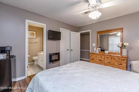 Bedroom - 1240 Scots Gln, Jackson, MS 39204 photo 6 of 9