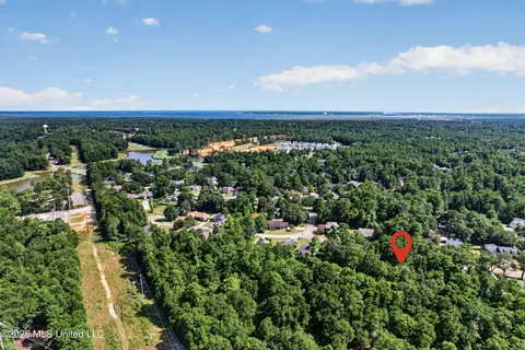 View/Area - 958 Pono Pl, Diamondhead, MS 39525 photo 1 of 5