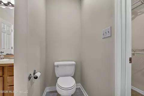 Bath - 958 Pono Pl, Diamondhead, MS 39525 photo 3 of 4