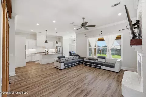 Living - 102 Twain Trl, Clinton, MS 39056 photo 1 of 3