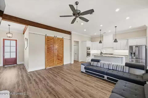 Entry Way - 102 Twain Trl, Clinton, MS 39056 photo 2 of 4