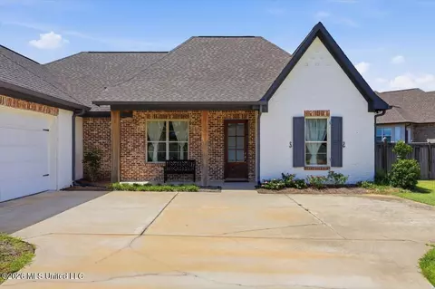 Exterior - 102 Twain Trl, Clinton, MS 39056 photo 2 of 6