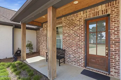 Exterior - 102 Twain Trl, Clinton, MS 39056 photo 3 of 6