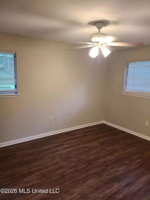 Bedroom - 638 Newland St #638, Jackson, MS 39211 photo 3 of 4