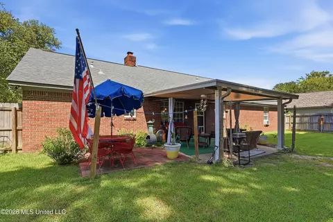 Exterior - 305 Mockingbird Ln, Madison, MS 39110 photo 8 of 10