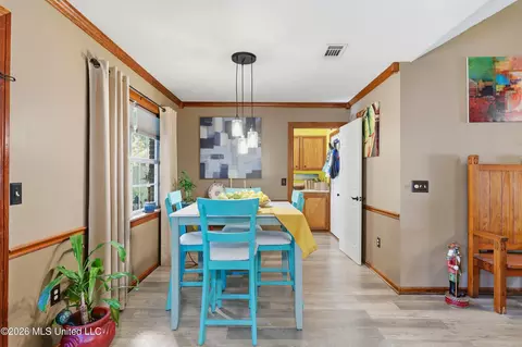 Dining - 305 Mockingbird Ln, Madison, MS 39110 photo 3 of 3