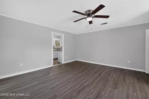 Living - 5305 Keele St, Jackson, MS 39206 photo 6 of 6
