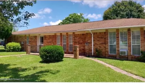 2305 Lynn Ave, Gulfport, MS 39503