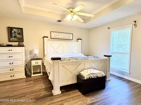 Bedroom - 712 Trip Dr, Brandon, MS 39042 photo 5 of 6