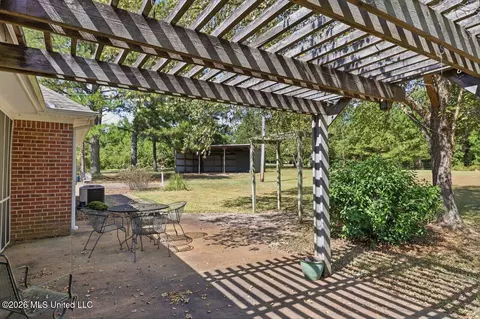 Exterior - 2265 Jack Johnson Rd, Terry, MS 39170 photo 7 of 8