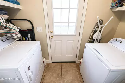 Other - 486 Mockingbird Cir, Brandon, MS 39047 photo 3 of 8