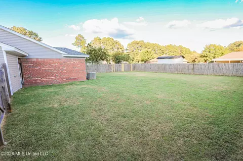 Exterior - 486 Mockingbird Cir, Brandon, MS 39047 photo 6 of 6
