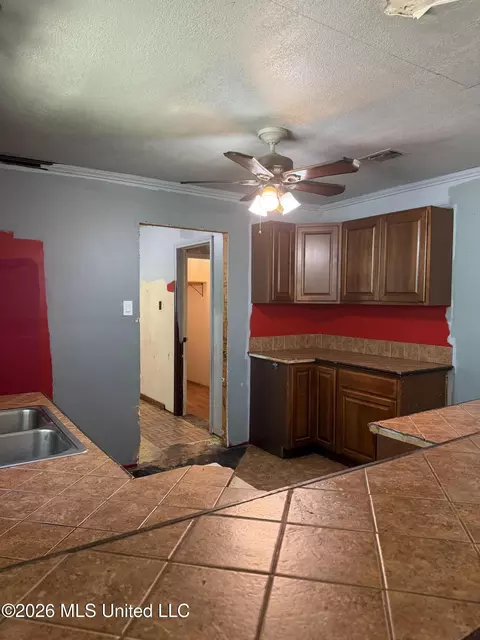 Kitchen - 23339 Saucier Lizana Rd, Saucier, MS 39574 photo 3 of 5