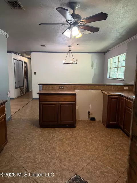 Kitchen - 23339 Saucier Lizana Rd, Saucier, MS 39574 photo 4 of 5