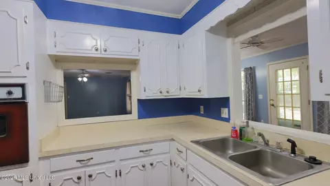Other - 5154 Sunnyvale Dr, Jackson, MS 39211 photo 5 of 12