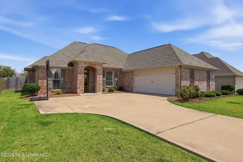 Exterior - 521 Carpenter Cv, Madison, MS 39110 photo 2 of 6