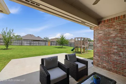 Exterior - 521 Carpenter Cv, Madison, MS 39110 photo 4 of 6