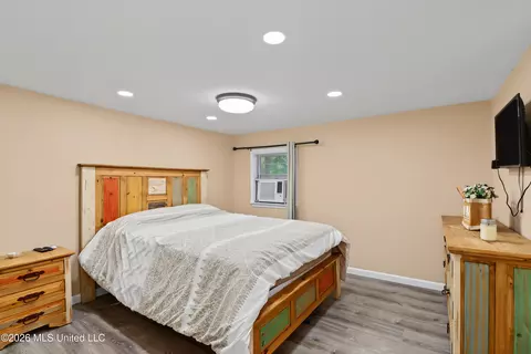 Bedroom - 8 Woods Rd, Wiggins, MS 39577 photo 1 of 3