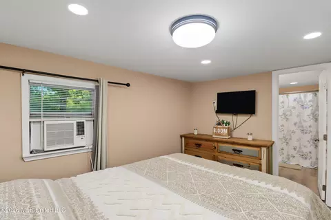 Bedroom - 8 Woods Rd, Wiggins, MS 39577 photo 2 of 3