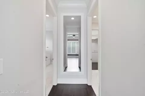 Entry Way - 112 Honours Dr, Madison, MS 39110 photo 6 of 7