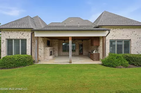 Exterior - 112 Honours Dr, Madison, MS 39110 photo 7 of 9