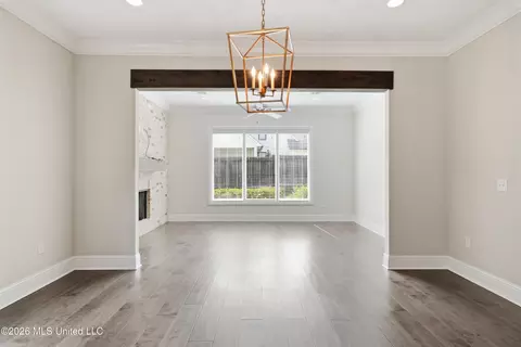 Living - 112 Honours Dr, Madison, MS 39110 photo 1 of 6