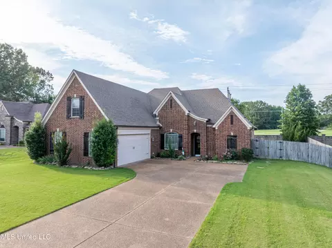 Exterior - 1668 Farindale Cv, Nesbit, MS 38651 photo 3 of 8