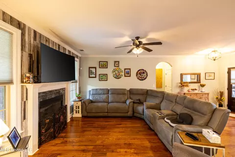 Other - 1668 Farindale Cv, Nesbit, MS 38651 photo 2 of 5