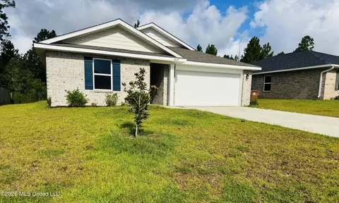 18129 Tiffany Renee Dr, Gulfport, MS 39503