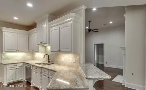 Entry Way - 106 Owen St, Madison, MS 39110 photo 1 of 4