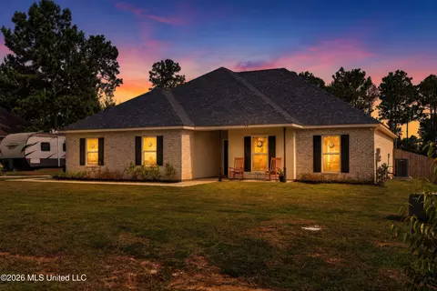79 Sweet Birch Dr, Carriere, MS 39426